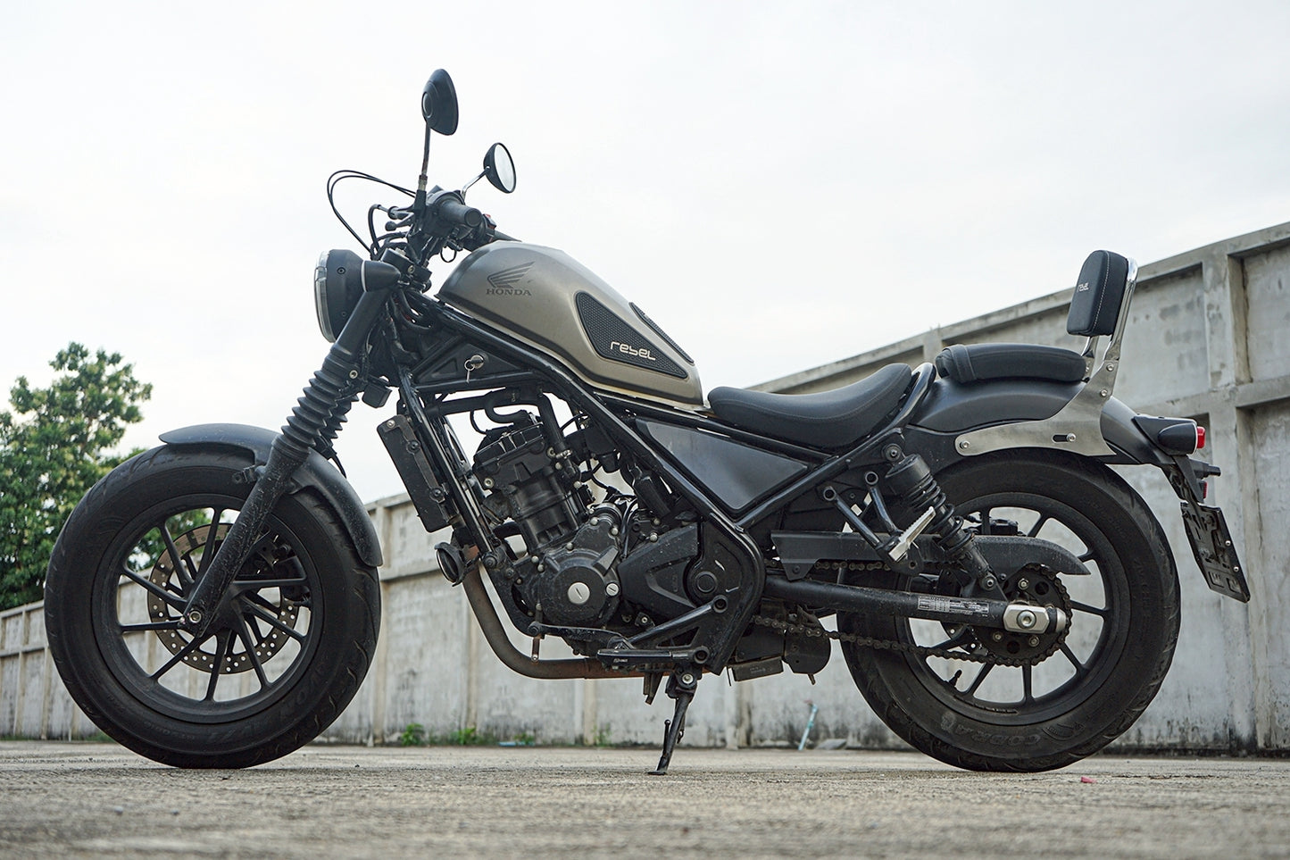 REAR BACKREST FOR PASSENGER STEEL CHROME SISSY BAR SEAT FOR HONDA REBEL CMX 300&500 2017-2025