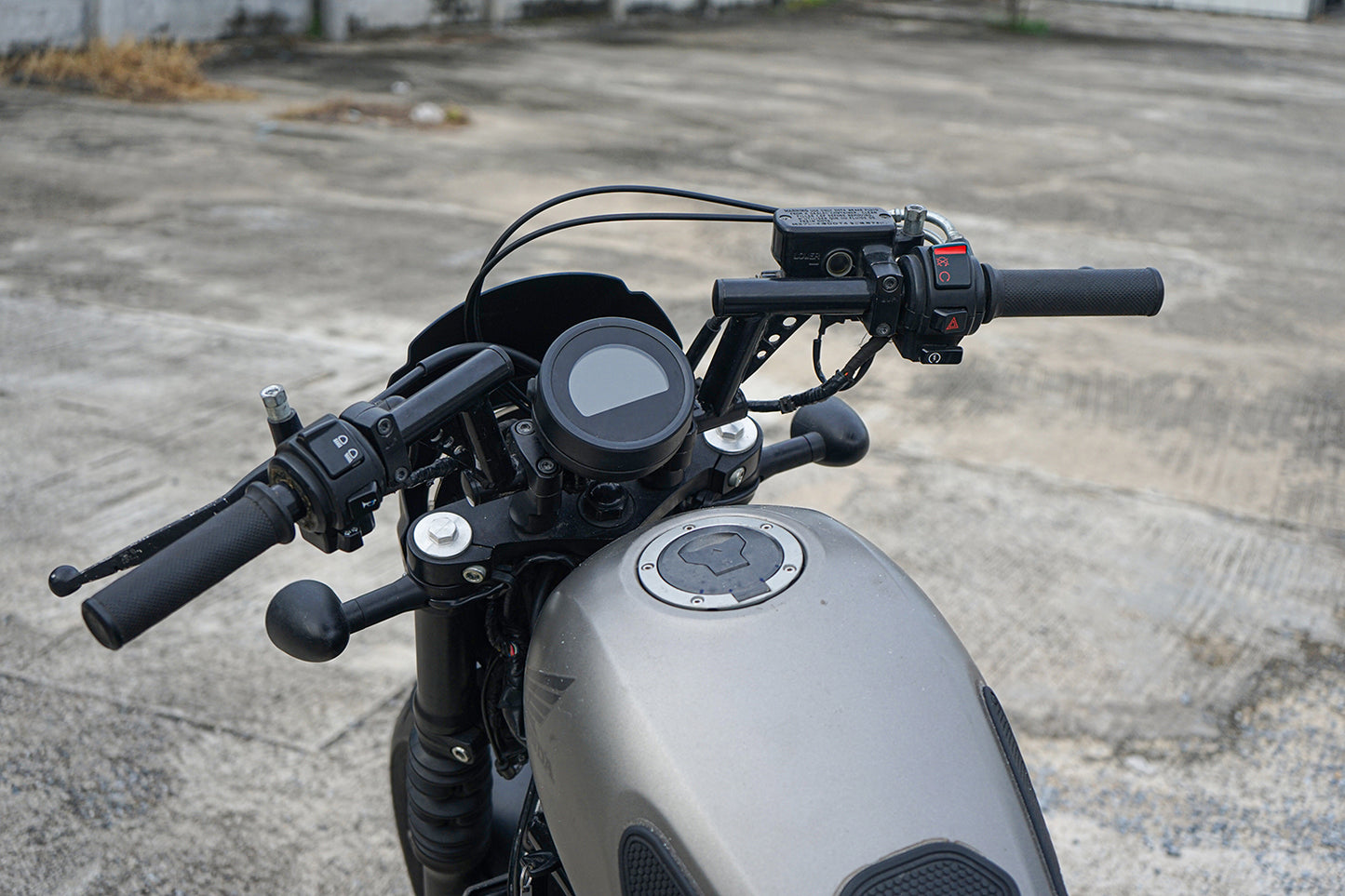 4 INCH STRETCH HANDLEBAR HANDLE BAR BLACK FOR HONDA REBEL CMX 300&500 2017-2025