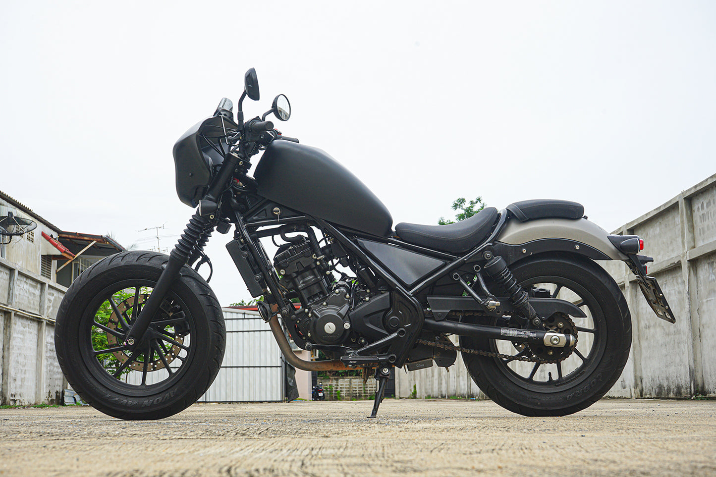 COVER FUEL OIL TANK MATTE BLACK V.2 FOR HONDA REBEL CMX 300&500 2017-2025