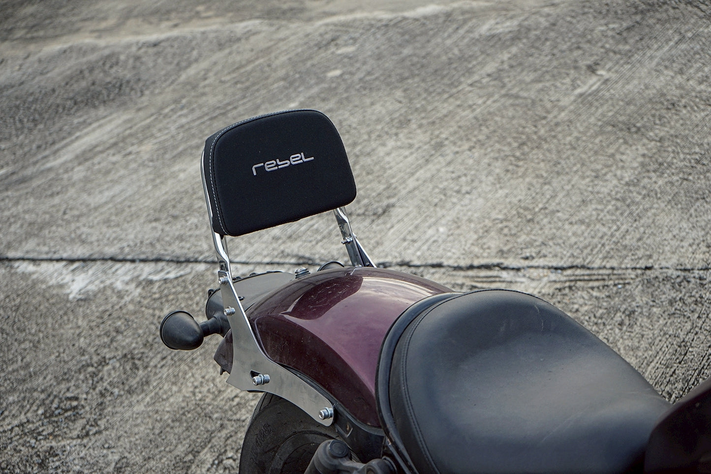 REAR BACKREST FOR PASSENGER STEEL CHROME SISSY BAR SEAT FOR HONDA REBEL CMX 1100 2021-2025